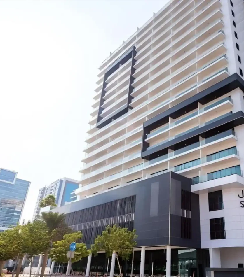 Sol Bay At Business Bay